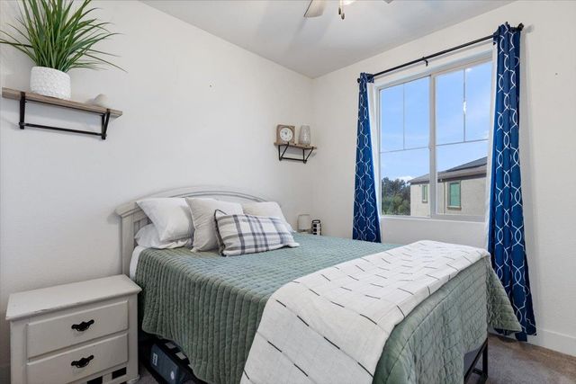 3963 Po River Way, Sacramento, CA 95834