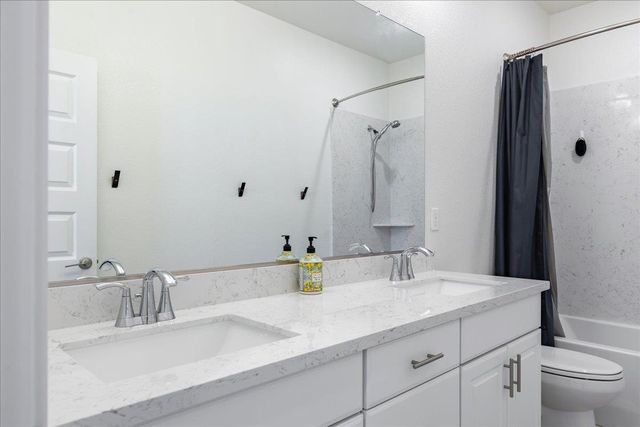 3963 Po River Way, Sacramento, CA 95834