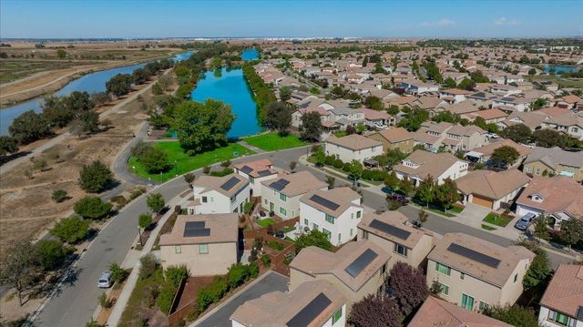 3963 Po River Way, Sacramento, CA 95834