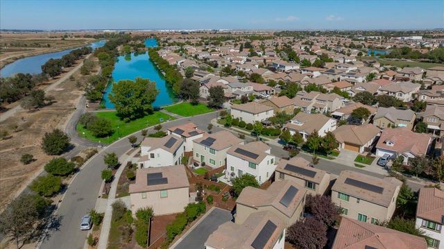 3963 Po River Way, Sacramento, CA 95834