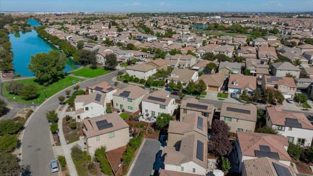 3963 Po River Way, Sacramento, CA 95834