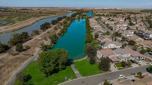 3963 Po River Way, Sacramento, CA 95834