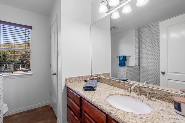 463 Beauchamp RD, Dripping Springs, TX 78620