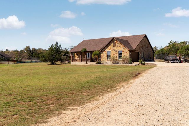 463 Beauchamp RD, Dripping Springs, TX 78620