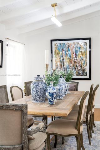 5149 Alton Rd, Miami Beach, FL 33140