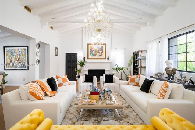 5149 Alton Rd, Miami Beach, FL 33140