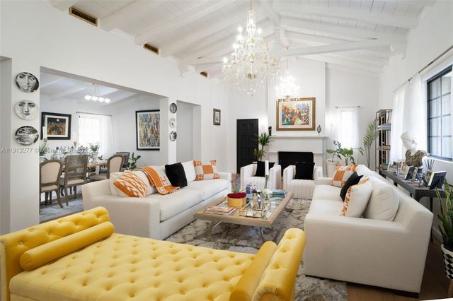 5149 Alton Rd, Miami Beach, FL 33140