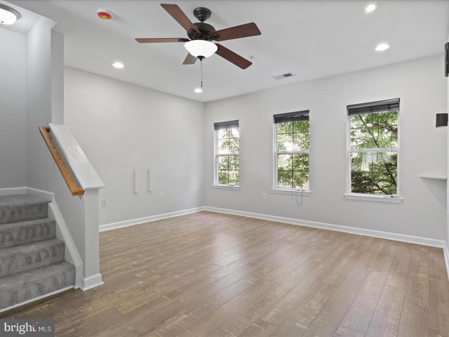 42522 MAYFLOWER TER, Brambleton, VA 20148