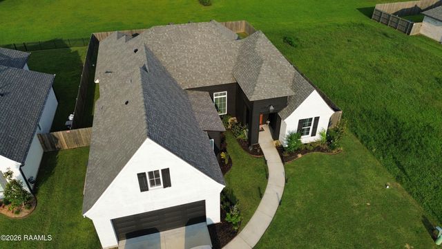202 Ashgrove Lane, Youngsville, LA 70592