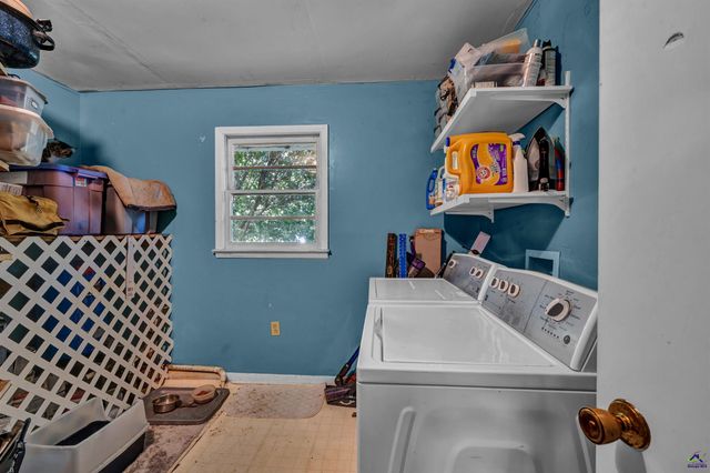 1401 Houston Lake Road, Kathleen, GA 31047