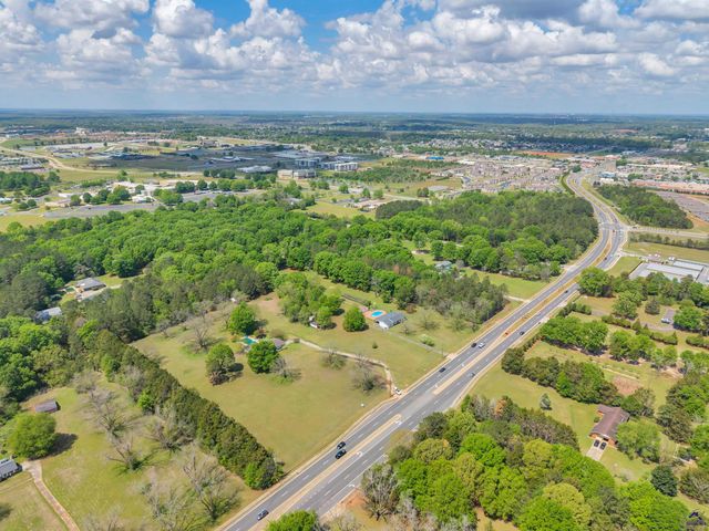 1401 Houston Lake Road, Kathleen, GA 31047