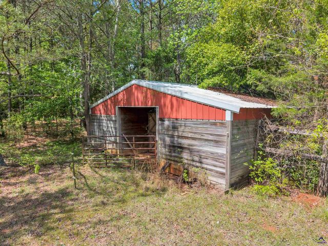 1401 Houston Lake Road, Kathleen, GA 31047