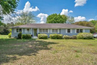 1401 Houston Lake Road, Kathleen, GA 31047
