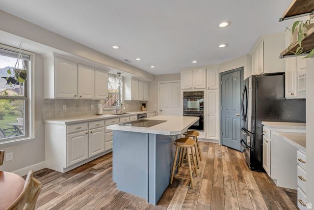 184 N FARM CV, Farmington, UT 84025
