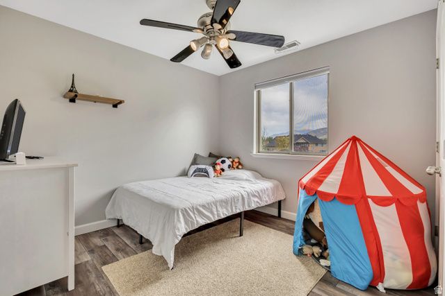 184 N FARM CV, Farmington, UT 84025