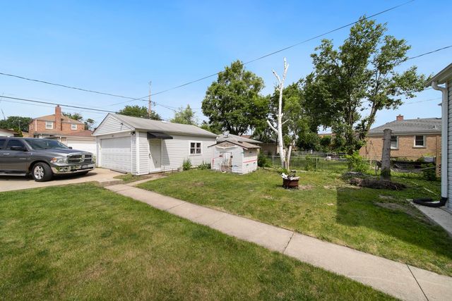 2632 Maple Street, Franklin Park, IL 60131