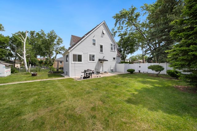 2632 Maple Street, Franklin Park, IL 60131