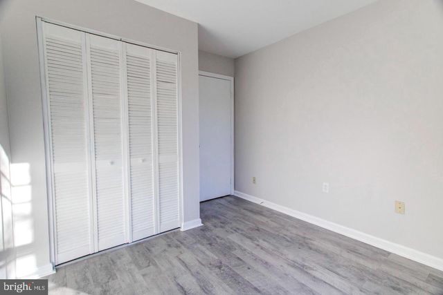 5416 NEW LONDON PARK DR, Fairfax, VA 22032