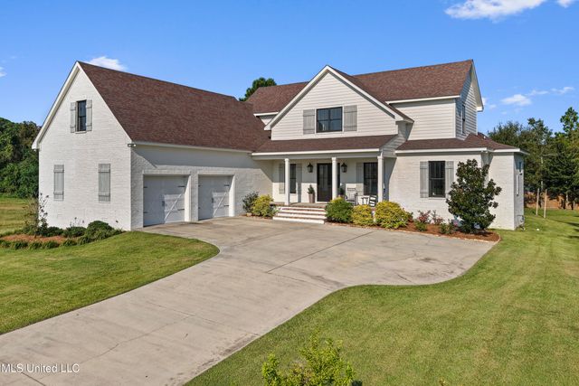 407 Goose Pointe Boulevard, Biloxi, MS 39531