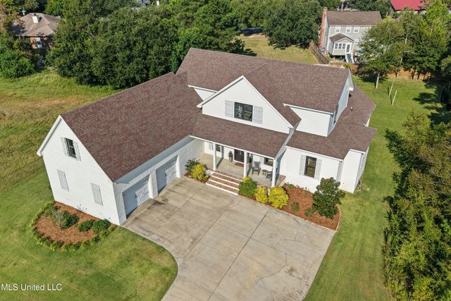 407 Goose Pointe Boulevard, Biloxi, MS 39531
