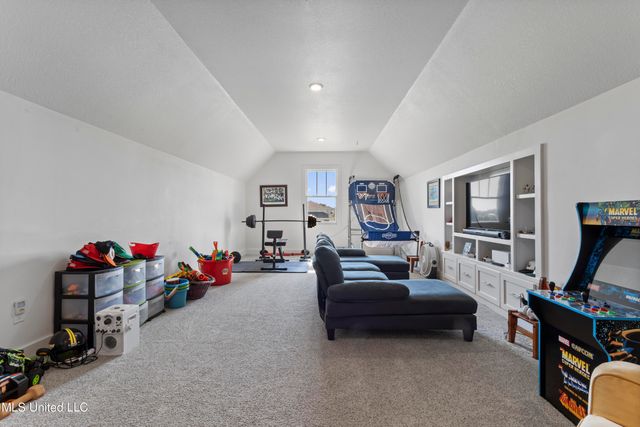 407 Goose Pointe Boulevard, Biloxi, MS 39531