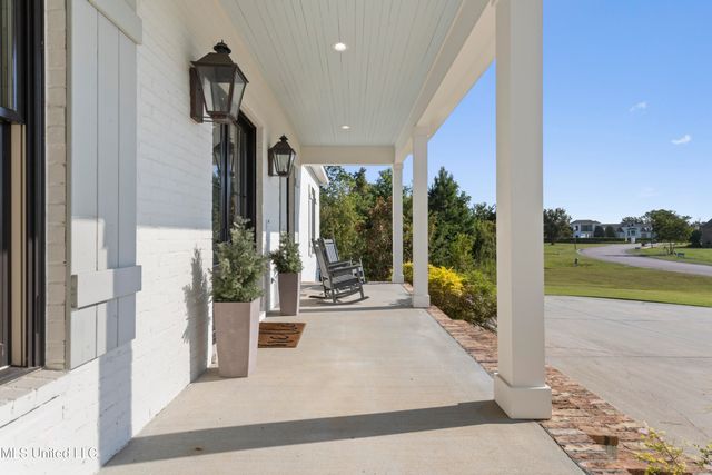 407 Goose Pointe Boulevard, Biloxi, MS 39531
