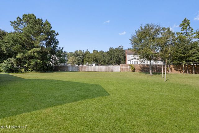 407 Goose Pointe Boulevard, Biloxi, MS 39531