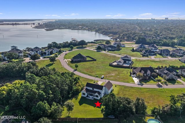 407 Goose Pointe Boulevard, Biloxi, MS 39531