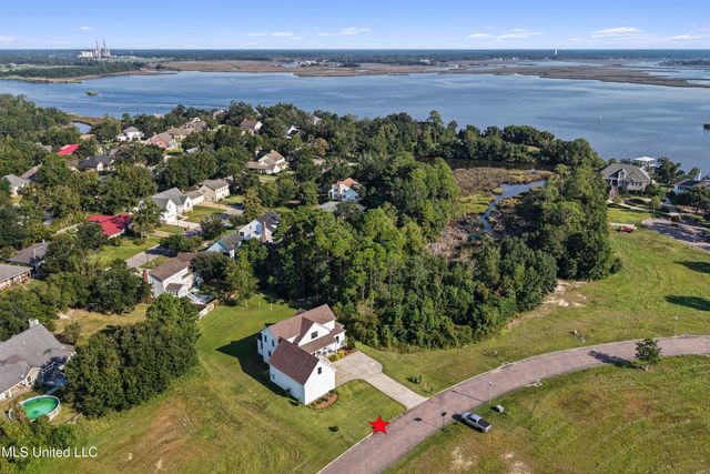 407 Goose Pointe Boulevard, Biloxi, MS 39531