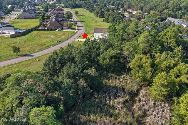 407 Goose Pointe Boulevard, Biloxi, MS 39531