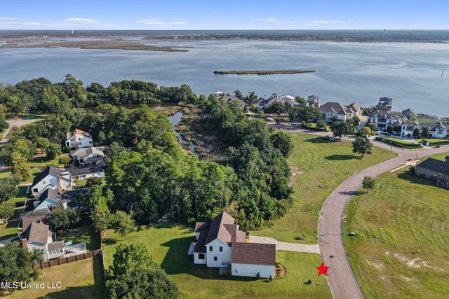 407 Goose Pointe Boulevard, Biloxi, MS 39531