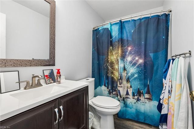 39 Locksley DR, Hampton, VA 23666
