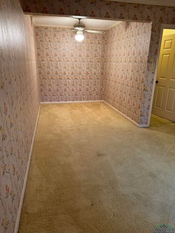 107 Villa Dr, Troup, TX 75789