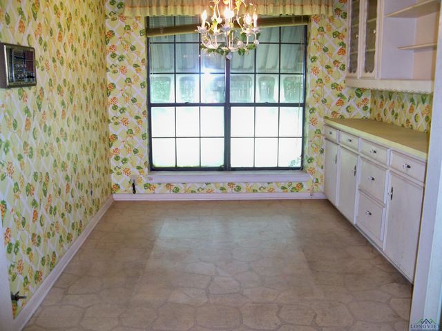 107 Villa Dr, Troup, TX 75789