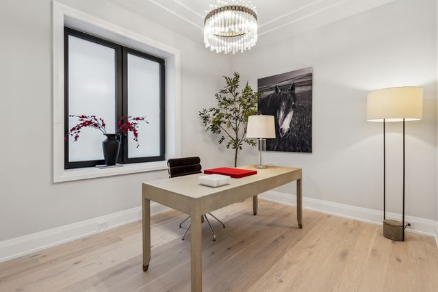 116 N Willard Court 301, Chicago, IL 60607