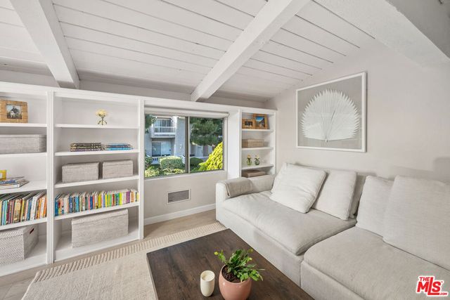 28378 Rey De Copas Lane, Malibu, CA 90265