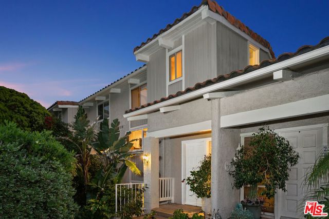 28378 Rey De Copas Lane, Malibu, CA 90265