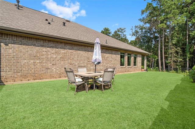 725 Ivory Creek Court, Willis, TX 77378