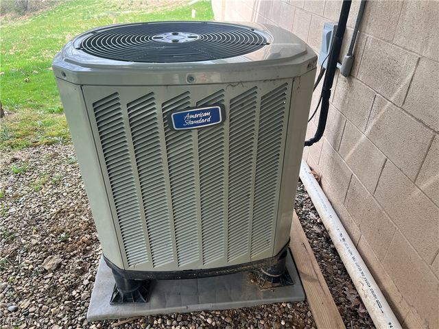 56877 Skyline Drive, Senecaville, OH 43780