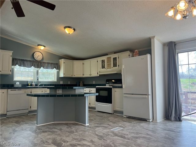 56877 Skyline Drive, Senecaville, OH 43780