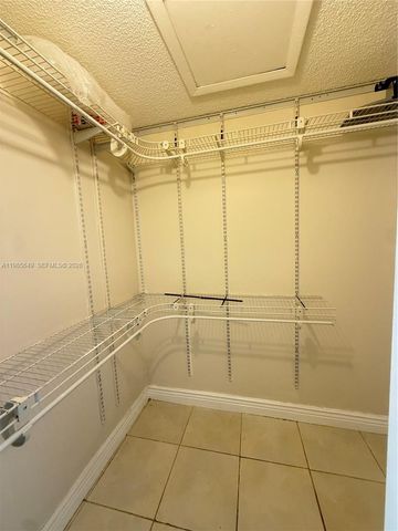 14030 SW 91st Ter 14030, Miami, FL 33186