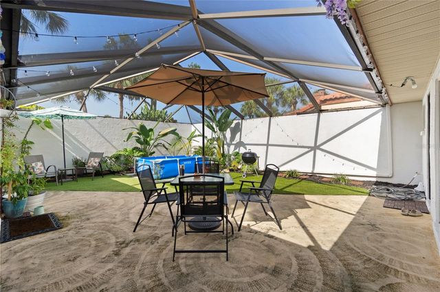 5059 JAMAICA CIRCLE 15, Orlando, FL 32808