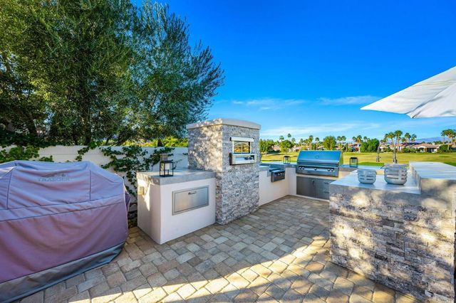 81030 Shinnecock, La Quinta, CA 92253