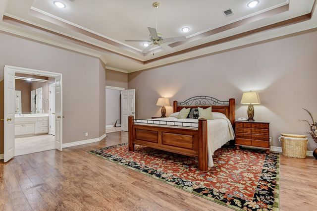 2403 Evelyn Road, Whitesboro, TX 76273