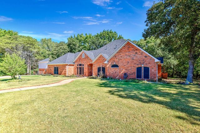 2403 Evelyn Road, Whitesboro, TX 76273