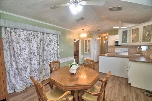 251 PATTERSON ROAD B23, Haines City, FL 33844