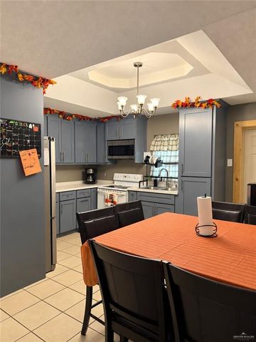 3318 Cristen Avenue, Edinburg, TX 78542