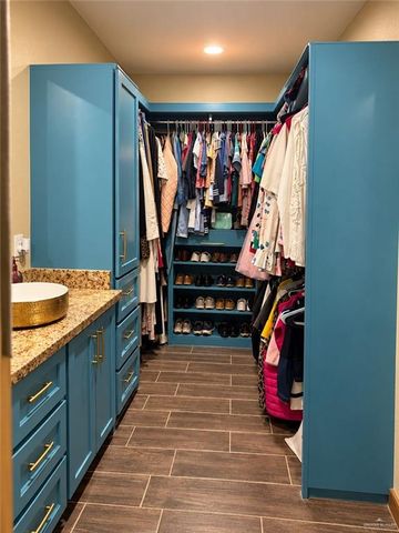 3318 Cristen Avenue, Edinburg, TX 78542