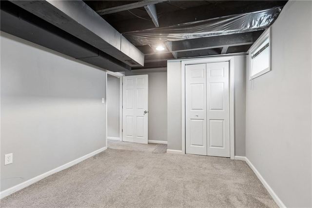 528 S Hardy Avenue, Independence, MO 64053