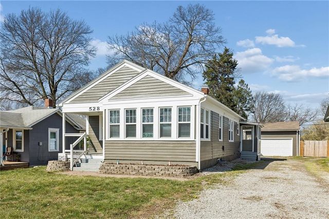 528 S Hardy Avenue, Independence, MO 64053